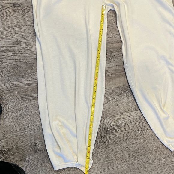 Luxurious Ekouaer Cream Women's Pajama Pants Size XL - Picture 5 of 7
